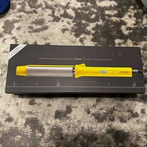 3 Day Bender 1.25 Drybar Curling Iron